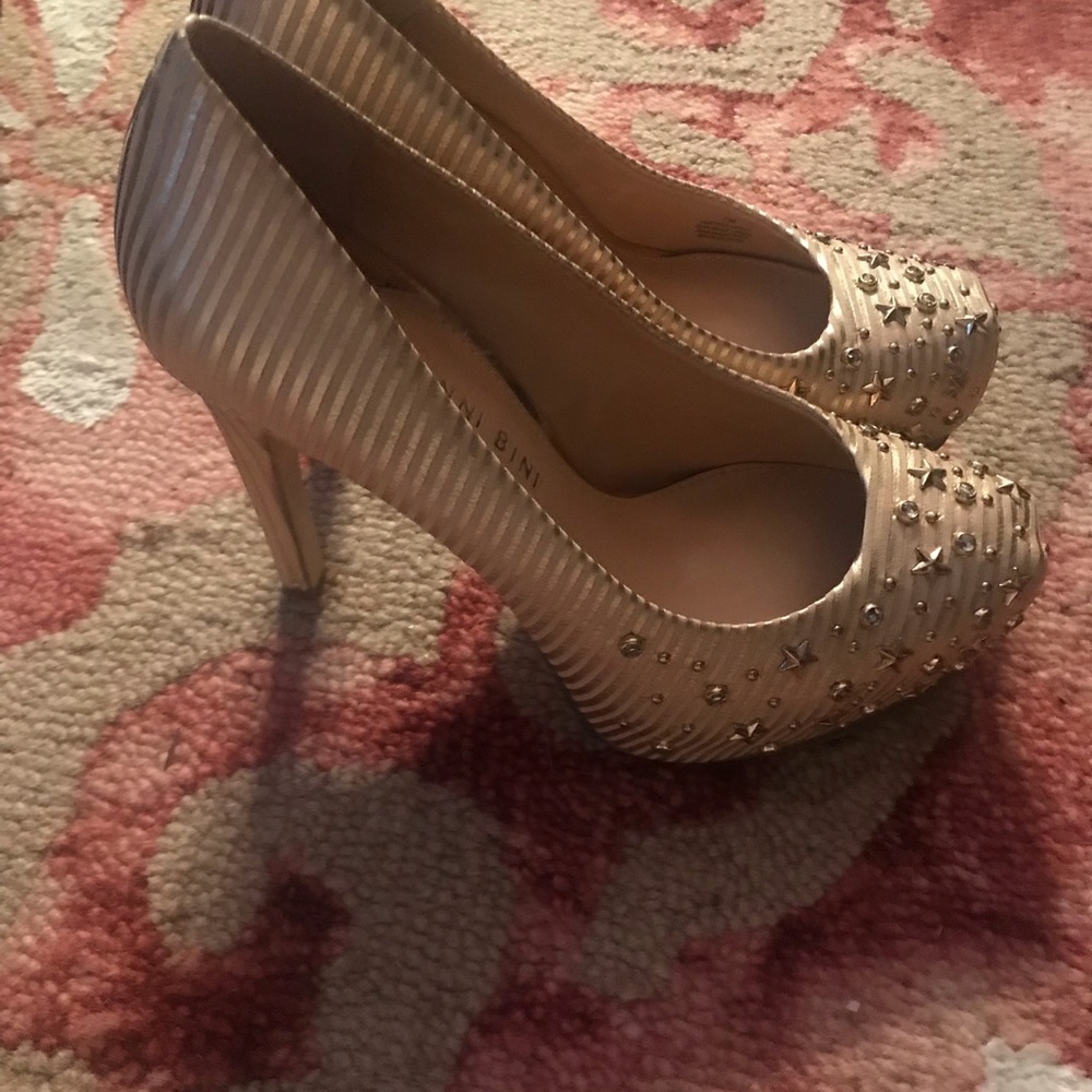 Gianni Bini heels for Women